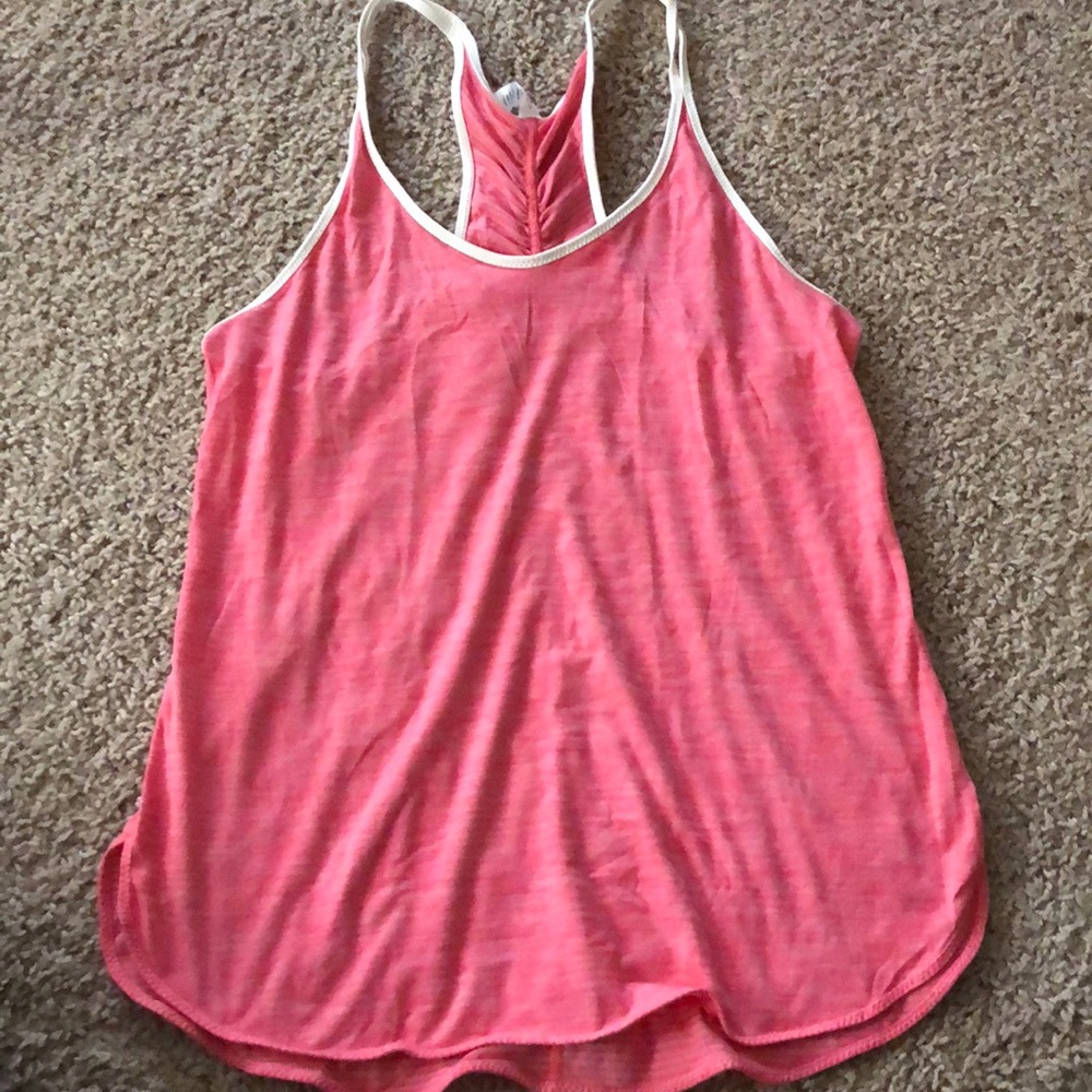 Lululemon tank